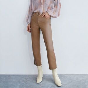 Aritzia Wilfred The Melina Faux Leather Cropped Pants size 00